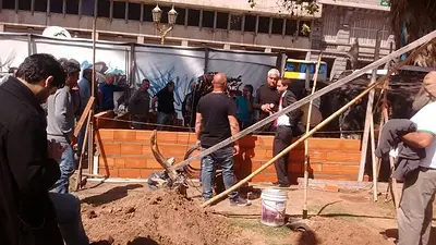 Ex soldados de Malvinas construyen una casa en plena Plaza de Mayo Ex soldados de Malvinas construyen una casa en plena Plaza de Mayo