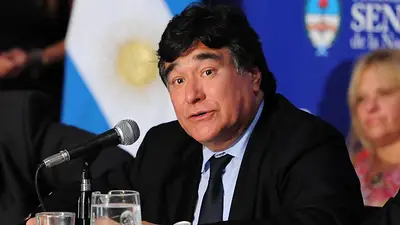 Zannini: "Pensar que hay una solución mágica para algún problema en la Argentina es mentir" Zannini: "Pensar que hay una solución mágica para algún problema en la Argentina es mentir"