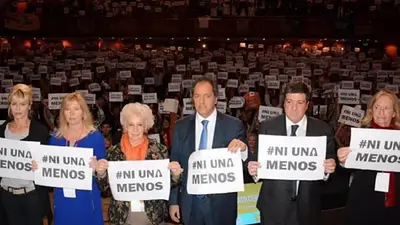 Scioli promulgó la ley "Ni Una Menos" en la Provincia Scioli promulgó la ley "Ni Una Menos" en la Provincia