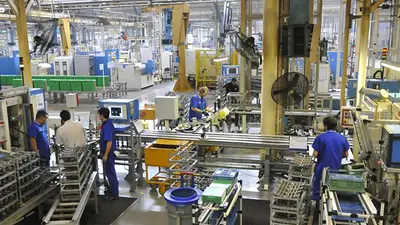 Crisis automotriz: Volkswagen redujo las suspensiones previstas para este mes Crisis automotriz: Volkswagen redujo las suspensiones previstas para este mes