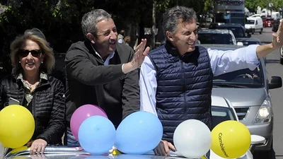 Macri: "La provincia es el lugar en que más se nota la ausencia del Estado" Macri: "La provincia es el lugar en que más se nota la ausencia del Estado"