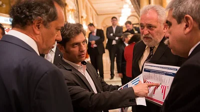 Kicillof cargó contra la oposición: "Tiran la denuncia a tres días de las elecciones" Kicillof cargó contra la oposición: "Tiran la denuncia a tres días de las elecciones"