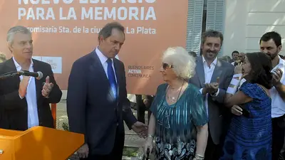 Elecciones 2015: Scioli confirmó al hijo de Estela de Carlotto como su ministro de Derechos Humanos Elecciones 2015: Scioli confirmó al hijo de Estela de Carlotto como su ministro de Derechos Humanos