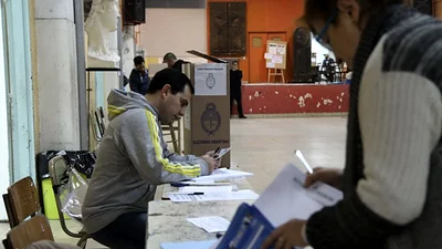 Elecciones 2015: abrieron todas las escuelas y se vota con normalidad Elecciones 2015: abrieron todas las escuelas y se vota con normalidad