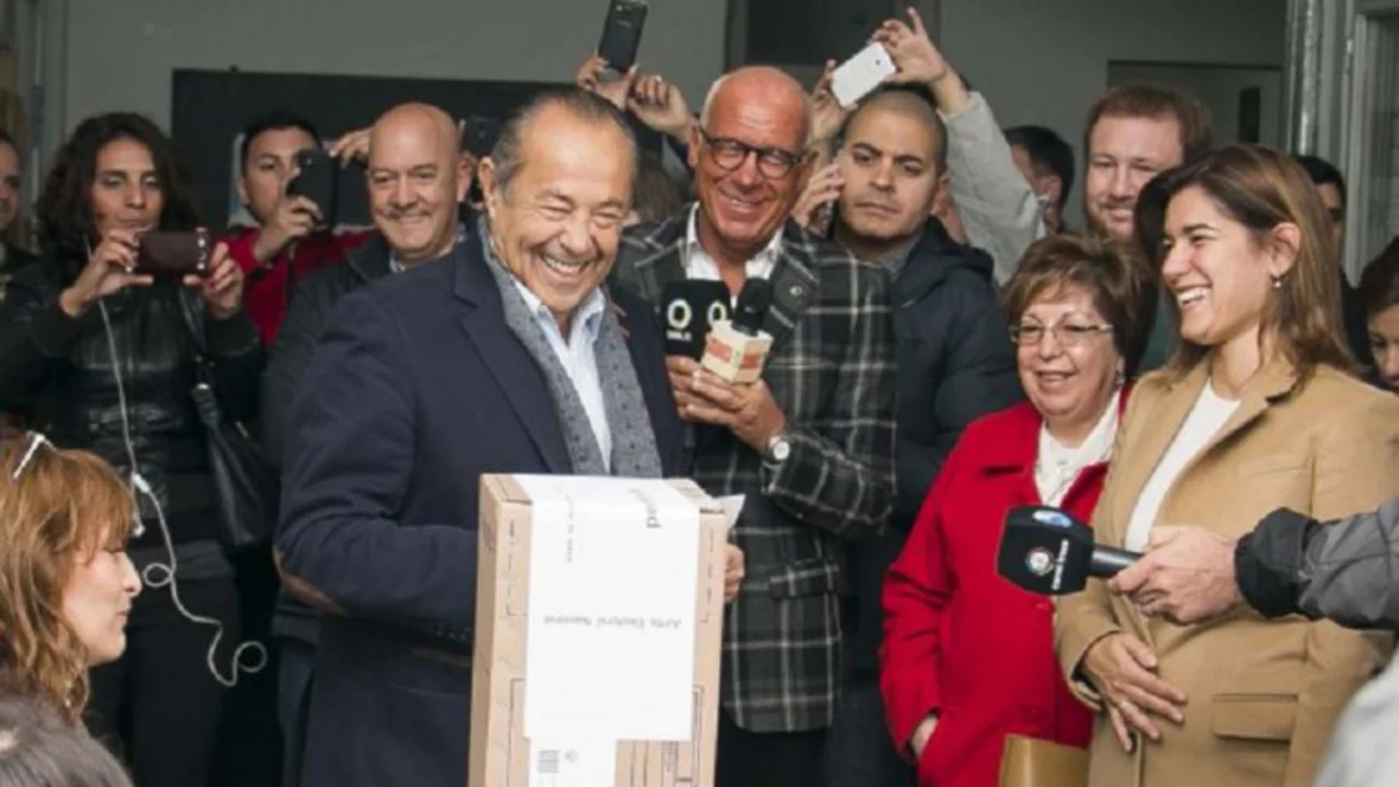 Rodriguez Saá se reunirá con Scioli y Macri