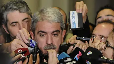 Elecciones 2015: Aníbal aclara que no se analizó cambiar el próximo feriado por el balotaje Elecciones 2015: Aníbal aclara que no se analizó cambiar el próximo feriado por el balotaje