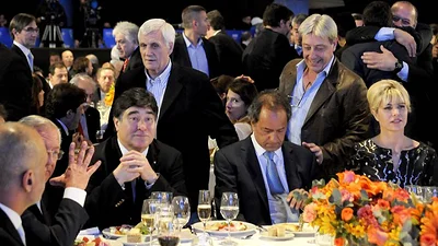 Caló sugiere cambios en la campaña de Scioli para ganar el balotaje Caló sugiere cambios en la campaña de Scioli para ganar el balotaje