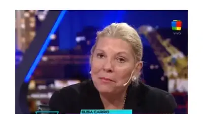 Carrió: "Yo la quiero a Cristina, los afectos no se van" Carrió: "Yo la quiero a Cristina, los afectos no se van"