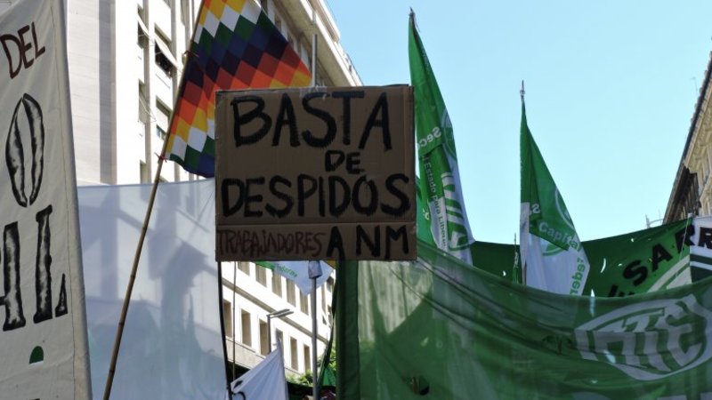 Siguen los despidos: Una importante papelera comenzó con los retiros voluntarios