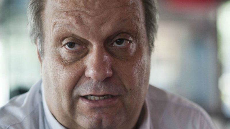 Lombardi confirmó que el Gobierno quiere sacar el nombre Néstor Kirchner de los espacios públicos