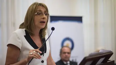 El Gobierno vuelve a la campaña para quitar a Gils Carbó El Gobierno vuelve a la campaña para quitar a Gils Carbó