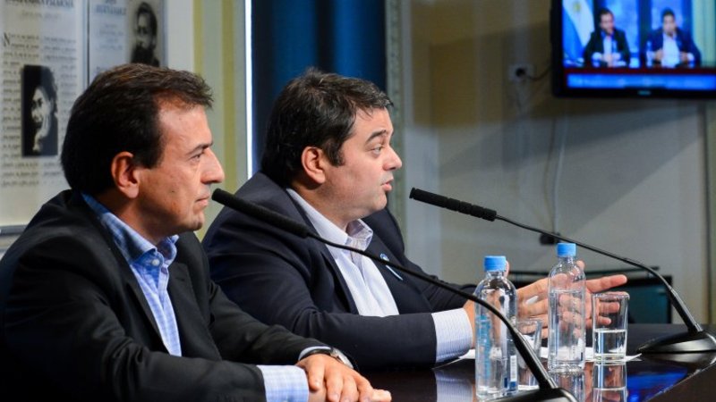 El Gobierno busca que la paritaria arranque con la inflación de 2017