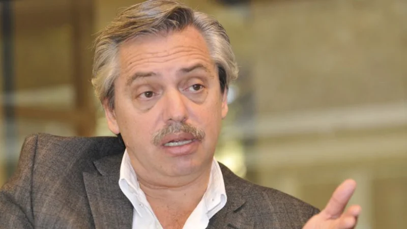 Fernández: "No me va a callar Macri ni sus trolls ni sus medios amigos"