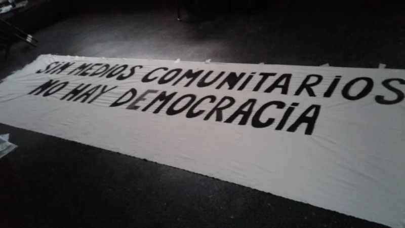La difícil situación de los medios comunitarios, ahogados por el Gobierno
