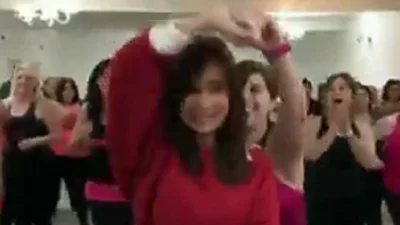 El baile de Cristina Kirchner que se viraliza en las redes sociales El baile de Cristina Kirchner que se viraliza en las redes sociales