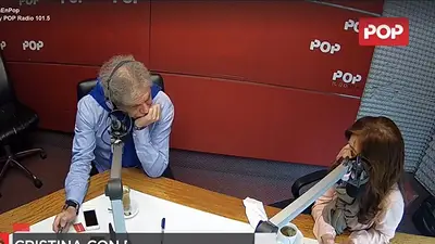 Mirá en vivo la entrevista de Cristina Kirchner con Beto Casella en FM Pop Mirá en vivo la entrevista de Cristina Kirchner con Beto Casella en FM Pop