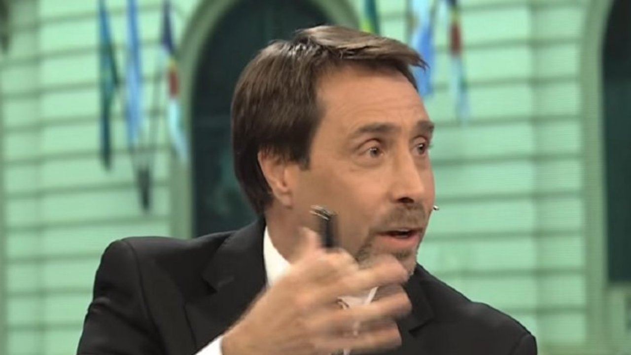 Feinmann atacó a Cristina Kirchner con una foto falsa