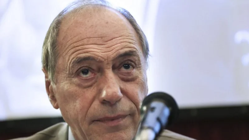Zaffaroni: "Hay que prepararse para cuando se cae todo, resistiendo pacíficamente"