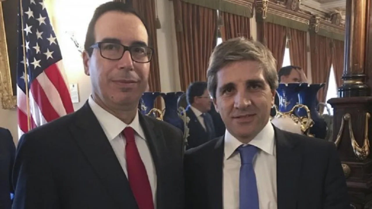 El Gobierno se endeuda por mil millones de dólares con un banco de las Islas Caimán