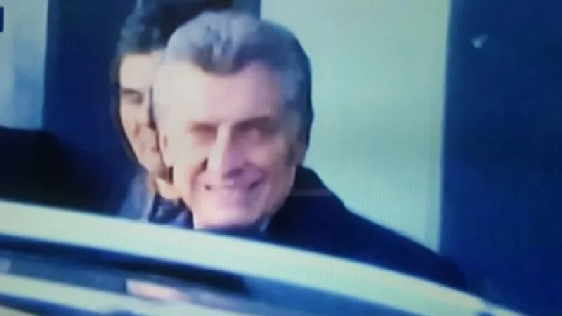 Encuentran infraganti a Macri en el centro de Santa Rosa