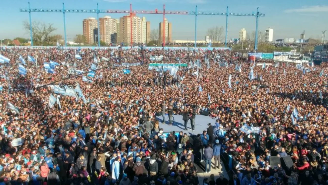 Cómo es el cierre de campaña de Cristina Kirchner en Racing