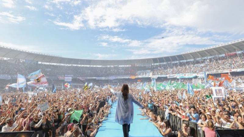 Cristina Kirchner cerró su campaña: "Si amás Argentina no votes ajuste"