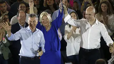 EXCLUSIVO: Carrió a las puteadas con Marcos Peña EXCLUSIVO: Carrió a las puteadas con Marcos Peña