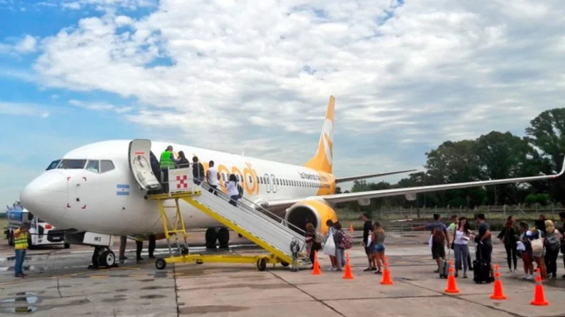 Se inundó el aeropuerto de El Palomar en medio del temporal