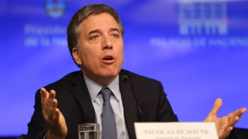 La pregunta de Novaresio que incomodó a Dujovne al aire