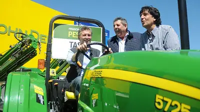 La Sociedad Rural reconoció que el país vive "un momento difícil" pero criticó pagar retenciones La Sociedad Rural reconoció que el país vive "un momento difícil" pero criticó pagar retenciones