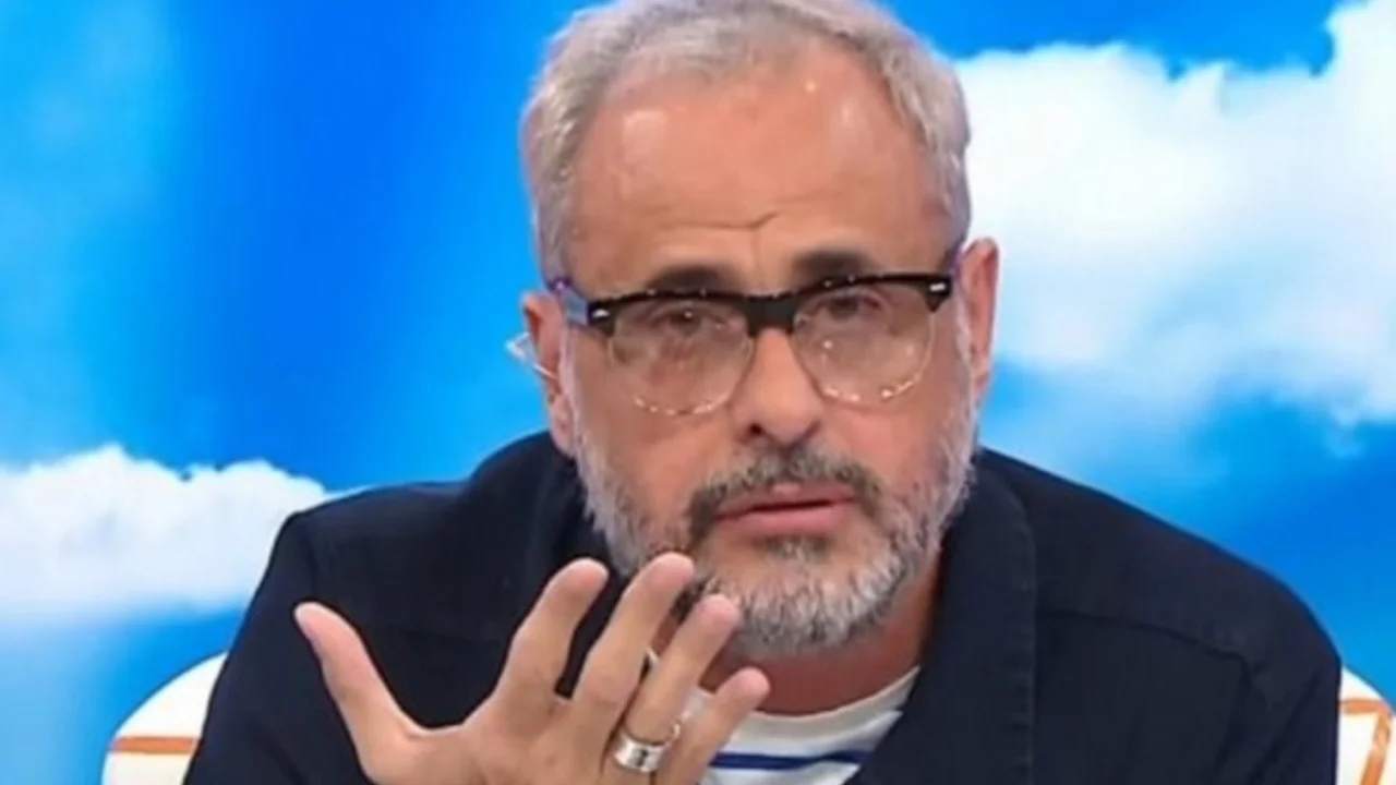 Jorge Rial disparó contra el Gobierno de Larreta por la canción de los JJ.OO. de la Juventud