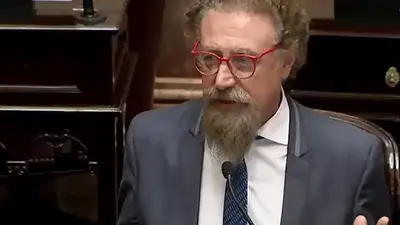 Un senador peronista advirtió: "No vamos a permitir el desafuero de Cristina Kirchner" Un senador peronista advirtió: "No vamos a permitir el desafuero de Cristina Kirchner"