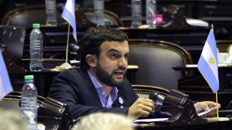 Grosso: "Bullrich se dedica a secuestrar plantines y los narcos hacen campaña para Cambiemos"