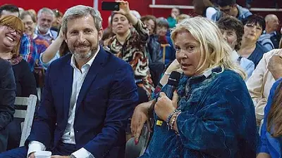 Frigerio le respondió a Carrió tras sus incendiarias declaraciones contra Macri Frigerio le respondió a Carrió tras sus incendiarias declaraciones contra Macri