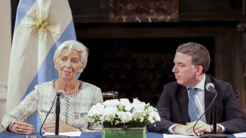 Pese a su programa, el FMI empeoró los pronósticos para la Argentina