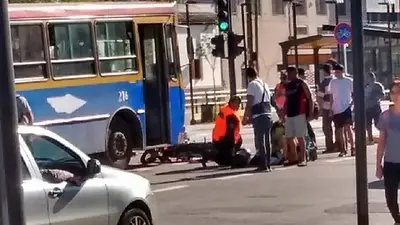 De no creer: grave choque en el Metrobus que inauguró Macri De no creer: grave choque en el Metrobus que inauguró Macri