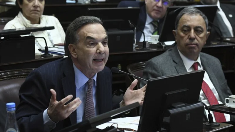 Pichetto definió como una "decisión inteligente" la anulación del tarifazo retroactivo del gas