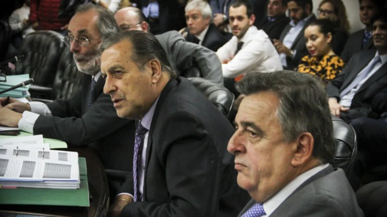 El tuit de un senador radical por el tarifazo que generó indignación en los usuarios