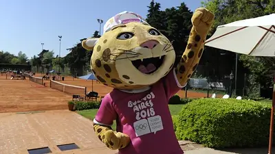 El grosero nombre de la empresa que importó los peluches para los JJOO de la Juventud El grosero nombre de la empresa que importó los peluches para los JJOO de la Juventud