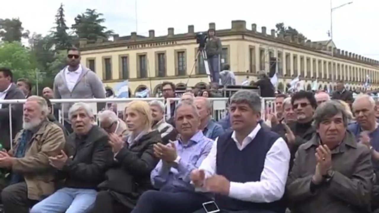 Con una masiva convocatoria, Moyano encabezó una misa en Luján con fuertes críticas al Gobierno