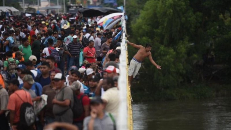 Guatemala: fuerte testimonio de una fotógrafa en la caravana de migrantes a México