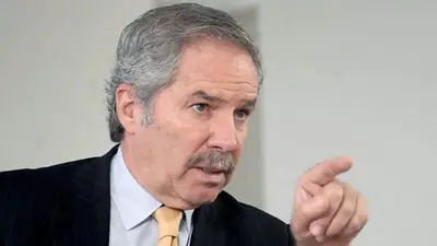 Solá: "Si Margarita quiere venir al peronismo, bienvenida" Solá: "Si Margarita quiere venir al peronismo, bienvenida"