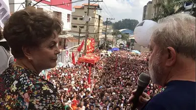 Elecciones Brasil: la emotiva carta de Lula desde la cárcel contra la "aventura fascista" de Bolsonaro Elecciones Brasil: la emotiva carta de Lula desde la cárcel contra la "aventura fascista" de Bolsonaro