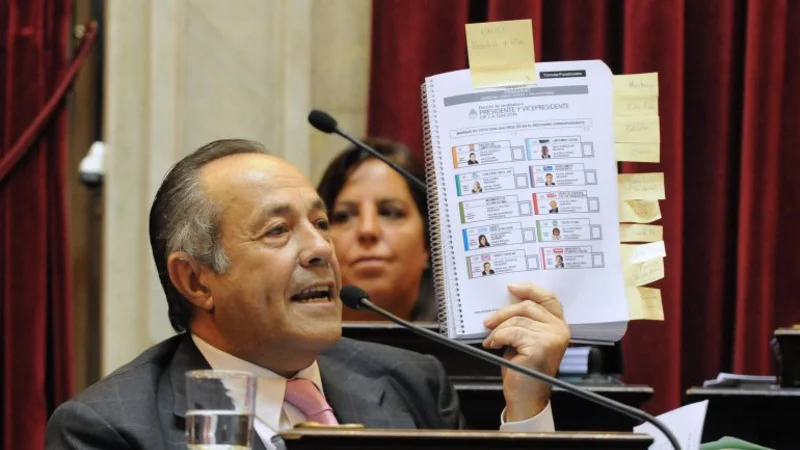 Afirman que los diputados de San Luis dieron quórum por orden de Adolfo Rodríguez Saá