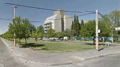 En medio de la persecución, la ciudad de Neuquén se rebela y homenajea a Néstor Kirchner En medio de la persecución, la ciudad de Neuquén se rebela y homenajea a Néstor Kirchner