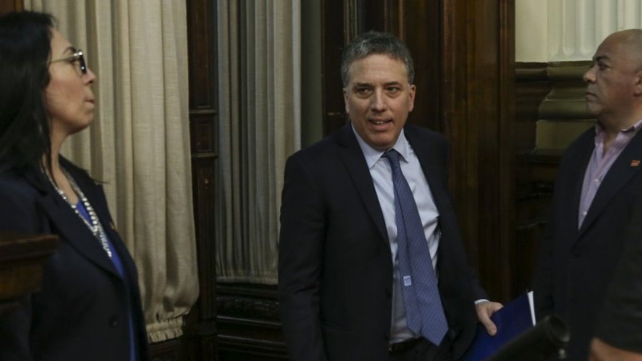¿Por qué la economía de un país no es como la economía de una casa?