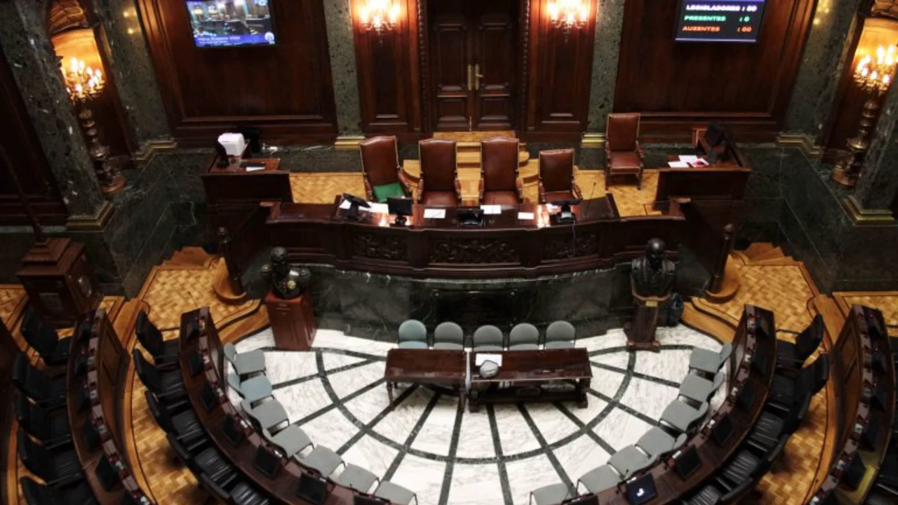 Peligro: hackearon la pagina de la Legislatura porteña tras aprobar el voto electrónico