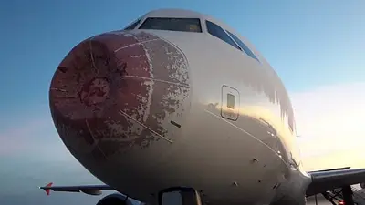 Aterrizaje de emergencia de un avión de LATAM en Ezeiza Aterrizaje de emergencia de un avión de LATAM en Ezeiza