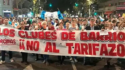 El Gobierno quiere rematar un club de barrio porque le reclama una deuda de $1.500.000 con AySA El Gobierno quiere rematar un club de barrio porque le reclama una deuda de $1.500.000 con AySA