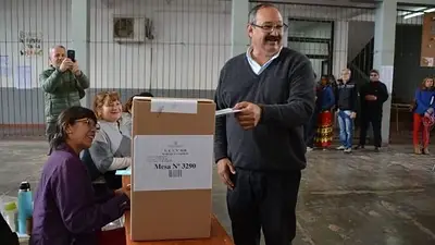 El "Oso" Leavy gana la interna y se prepara para disputar la gobernación El "Oso" Leavy gana la interna y se prepara para disputar la gobernación
